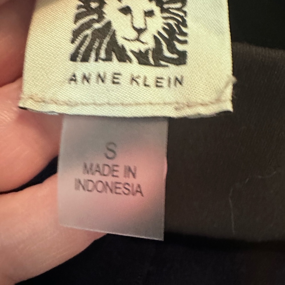 Women’s Small Black Anne Klein Pull On Black Trousers NWT - Picture 7 of 7